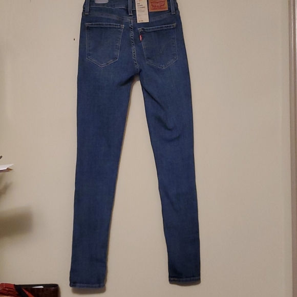 LEVI 711 SKINNY - 24x30 - Picture 5 of 5